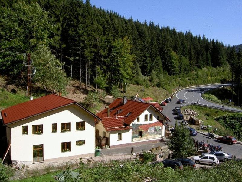Hotel & Gasthaus Sterngrund Zella-Mehlis Zewnętrze zdjęcie
